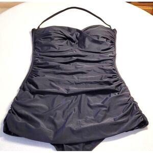 La Isla Women's Halter One Piece Skirted Swimsuit Swimdress Bathing Suit Sz 18